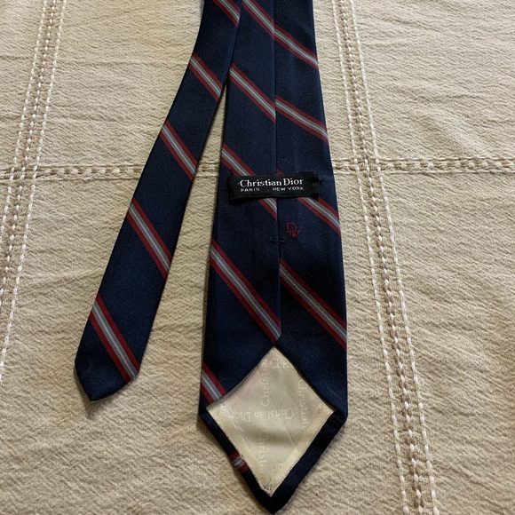 Dior tie. - Picture 1 of 6